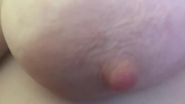 Do you want to Cumm on my Titties.