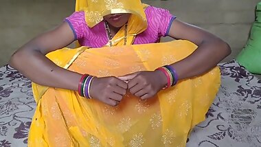 Wife was Wearing Turmeric Saree. Husband Fucks a Lot.