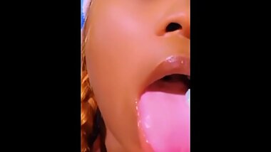 Glossy Sloppy Top Mmmmmmmmmmm look at me why I do it Mmm