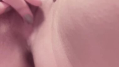 オナニー♡クリイキしたあとのトロトロおま〇こ...♡(無声)