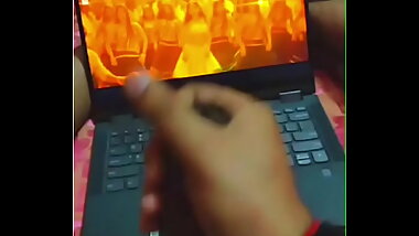 Juicy sex bomb fucked by BBC on cam