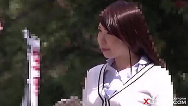 『無料』の甘い言葉に釣られてやってきた奥様たちに熟練の性感マッサージでイカせ生中出し