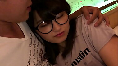 【個人撮影】満里奈/24歳/イラストレーター/カップル/公園デート/どエロ乳首/メガネっ娘/ツインテール/お泊まり/目隠し/お風呂場プレイ/3発射/SEX/フェラ/顔射/口内射精【Part2】 https://is.gd/PVT1Fe